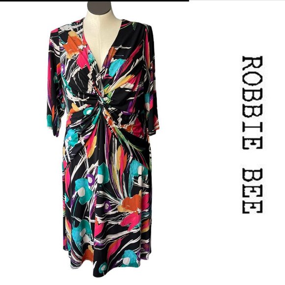 Robbie Bee  "Signature" Twist Front Dress, 2x - Picture 1 of 7